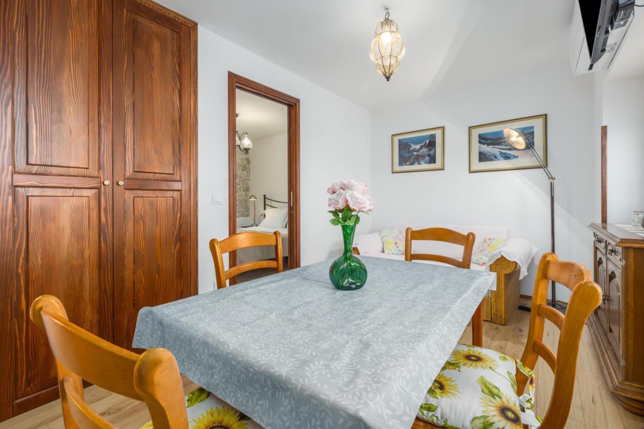 Apartment Lanterna Veneziana Rovinj Bagian luar foto